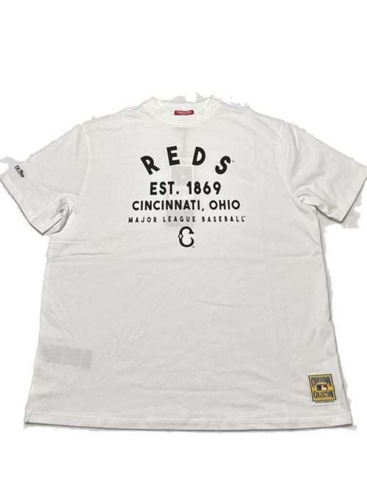 Mitchell & Ness MLB Cincinnati Reds women’s t-shirt size M NWT